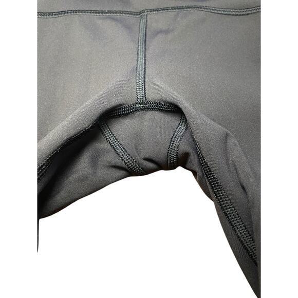 EUC Lululemon Women 2‎ Train Times 7/8 Pant Midnight Navy Blue Solid Color Mesh - Picture 11 of 17